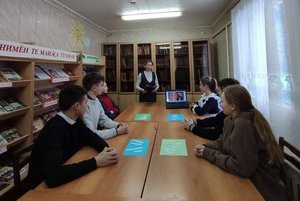 Час военной поэзии «Всю жизнь любил он рисовать войну»