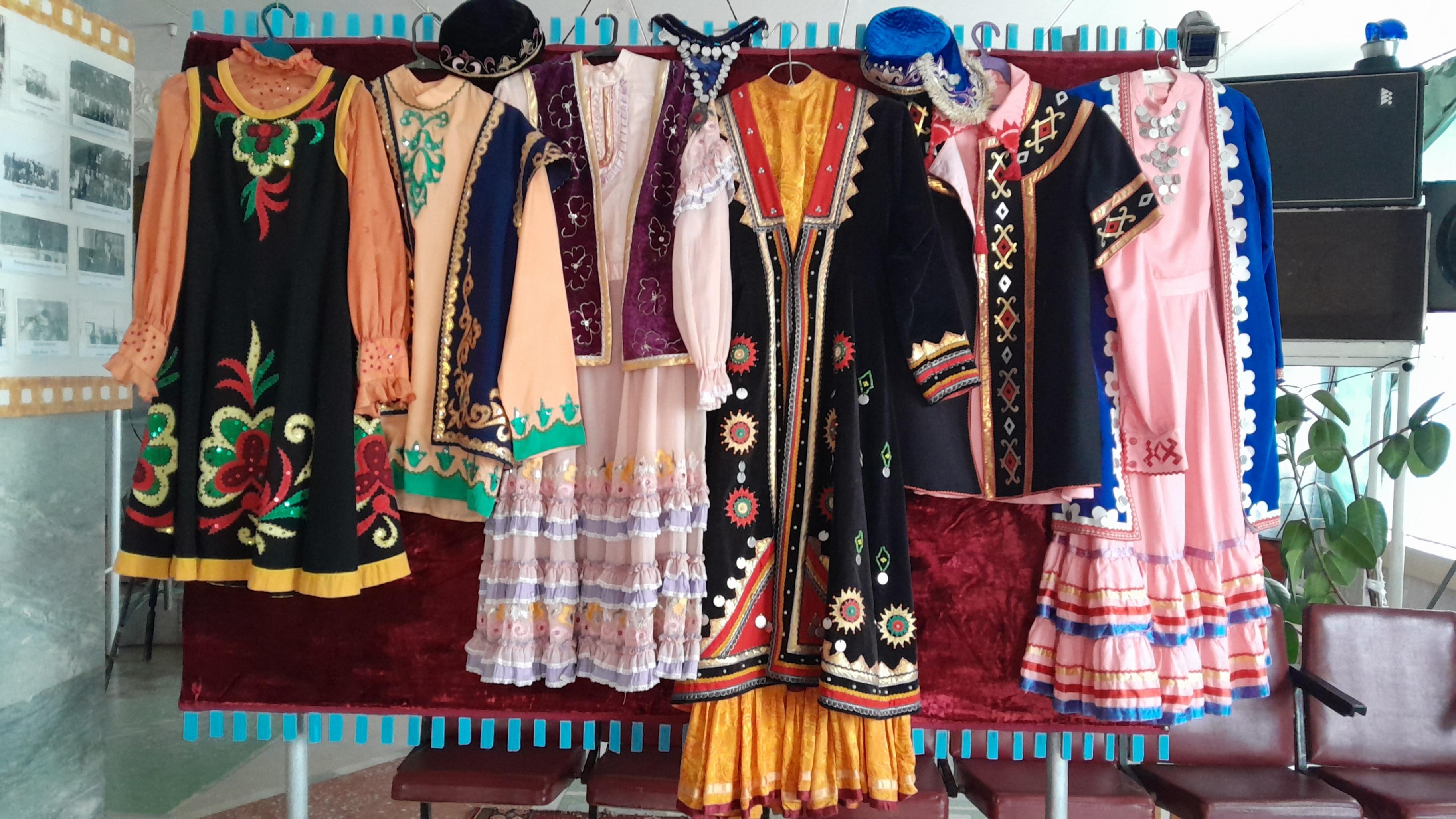 Экскурс «Национальный костюм – отражение эпохи»