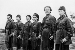 Программа «Несломленные: женский подвиг в годы войны»