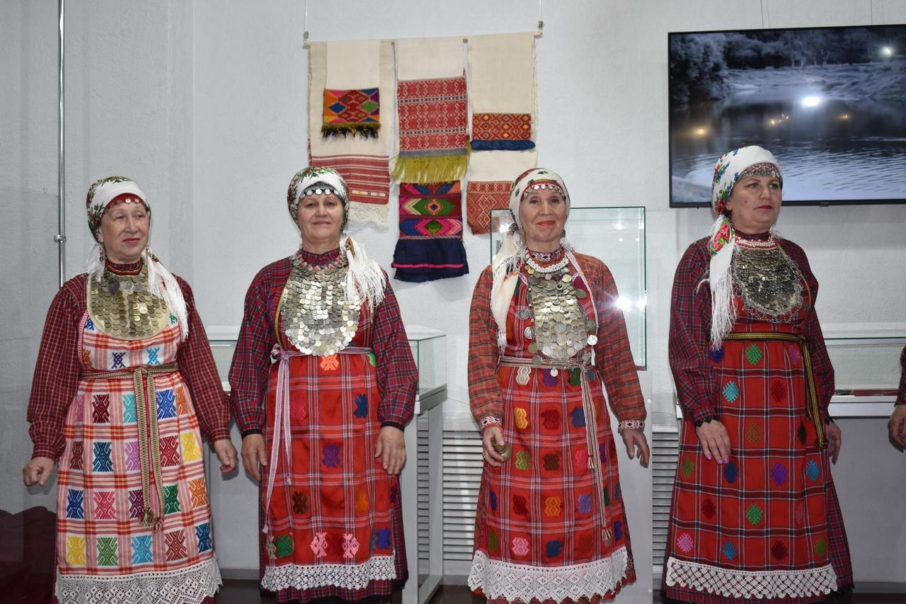 Программа «История национальной одежды удмуртов»