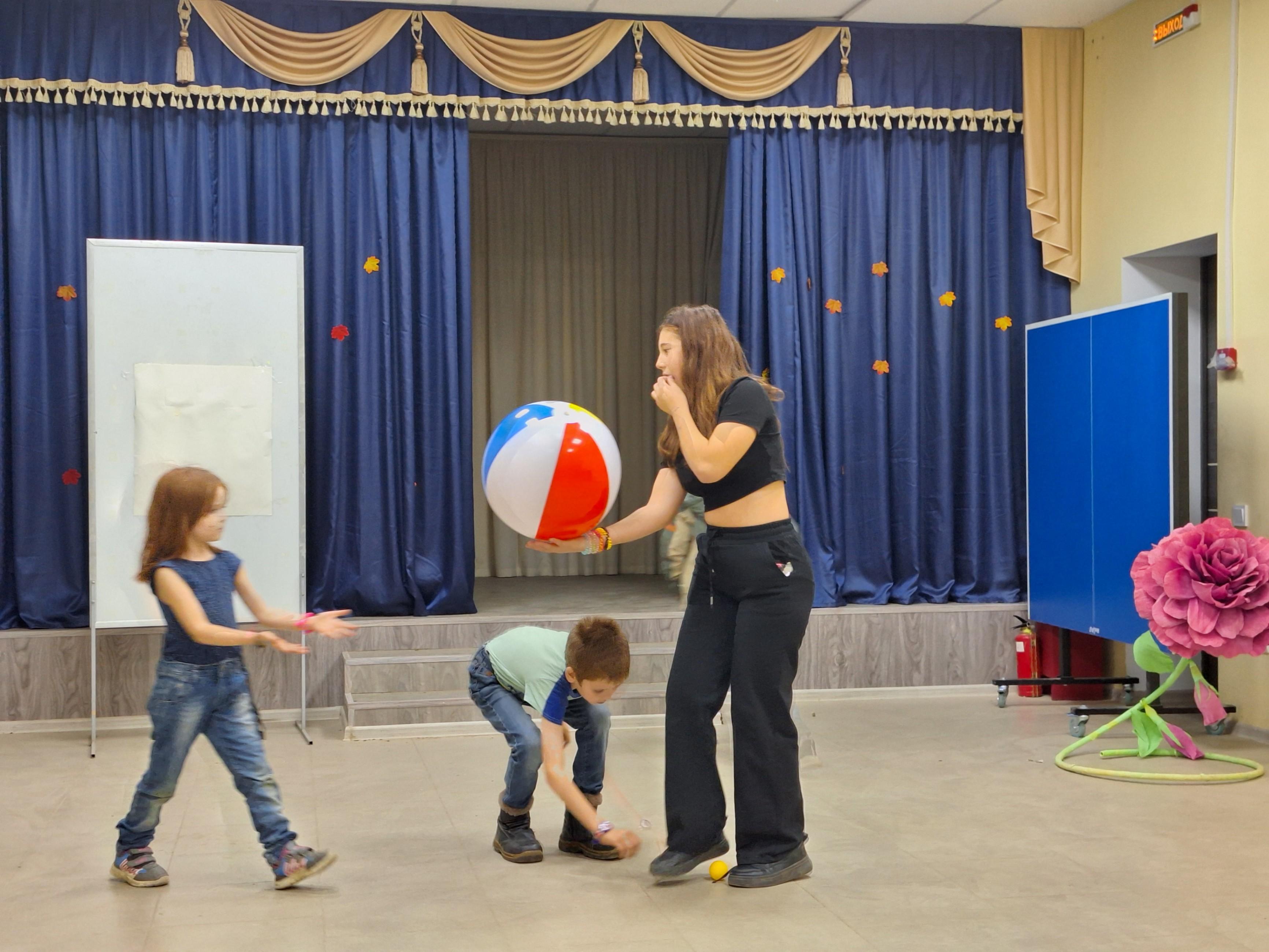 Игровая программа «Вместе весело»