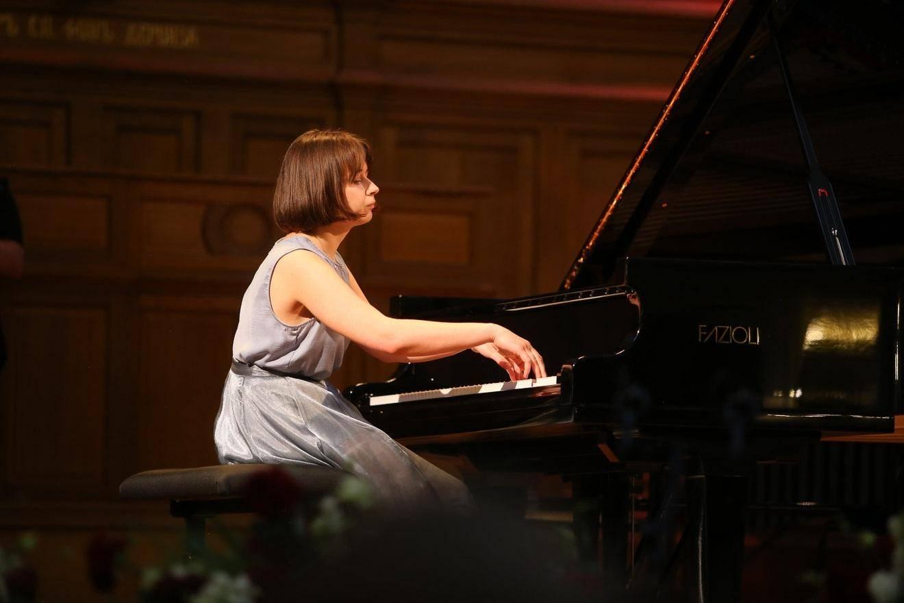 Концерт «Кубанский симфонический оркестр. Дирижер Анатолий Оселков»