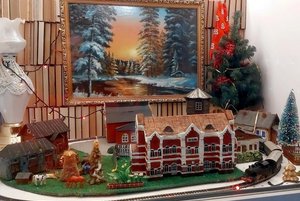 Выставка в окне «Железнодорожная станция Венев в миниатюре»