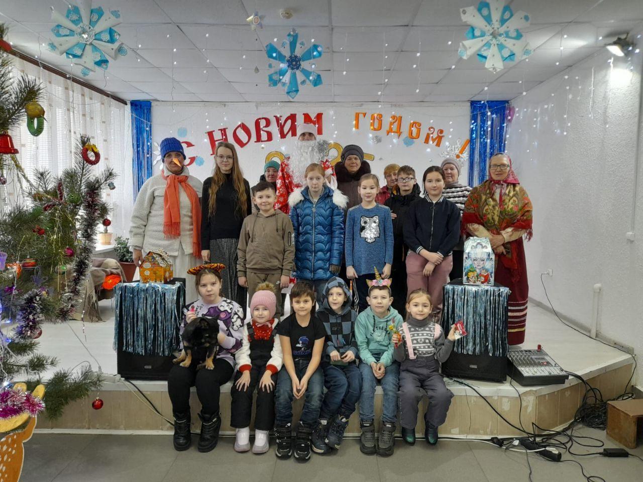 Новогоднее театрализованное представление «Новогоднее приключение Деда Мороза»