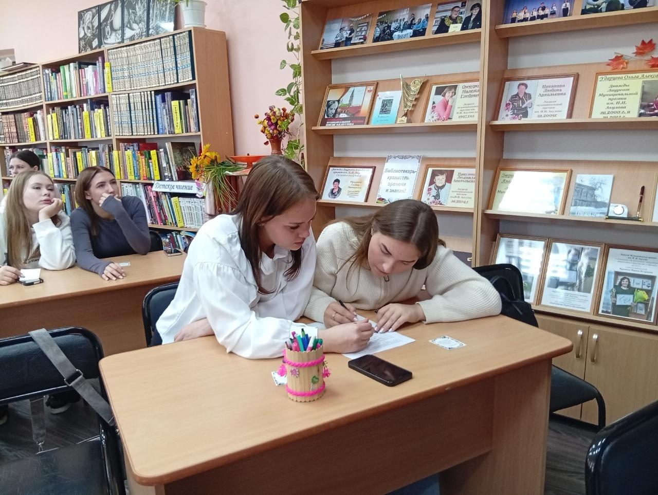 Литературный мастер-класс «Метель и чудо: святочные истории»