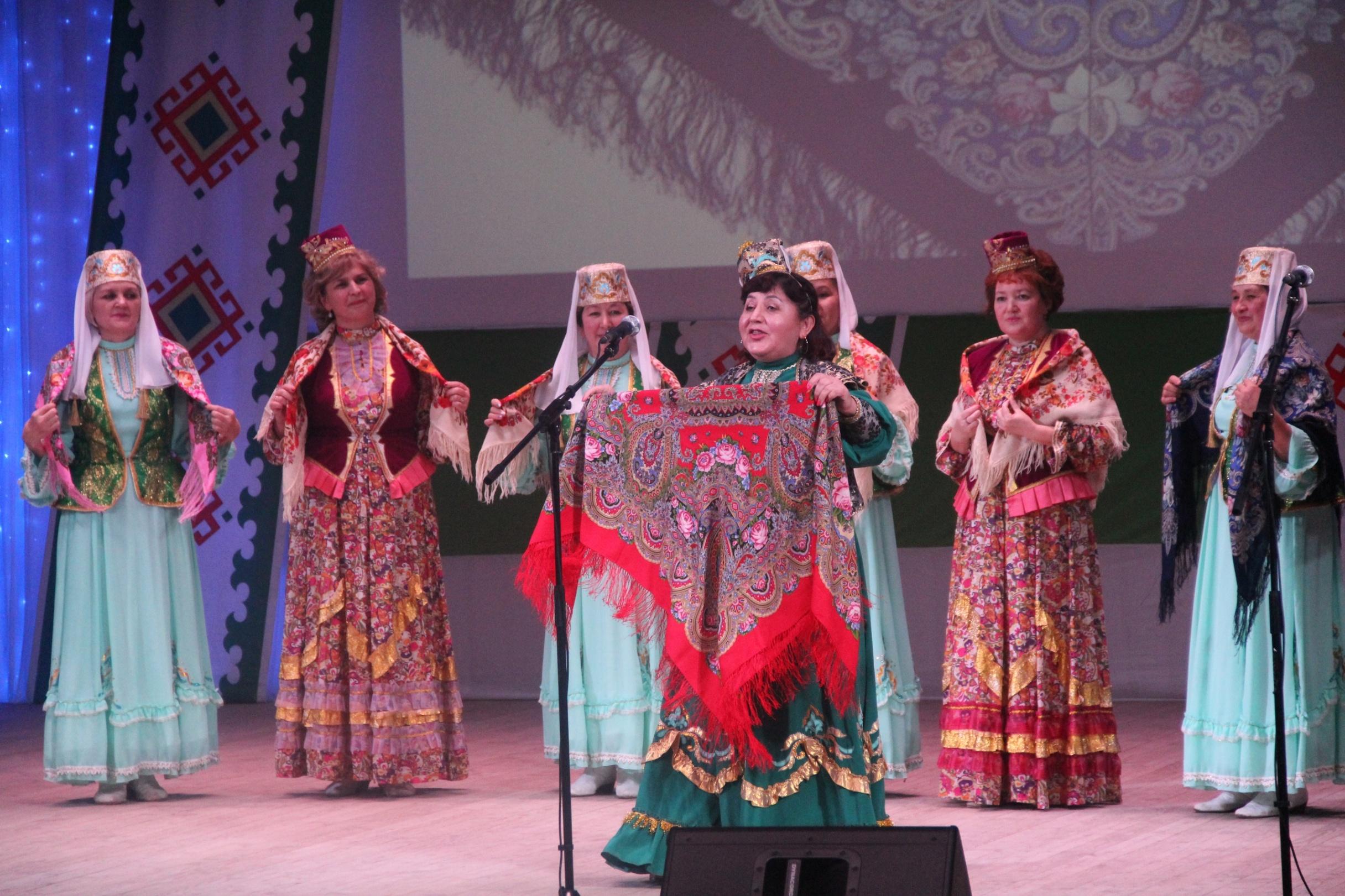 Гала-концерт районного смотра художественной самодеятельности «В семье единой»