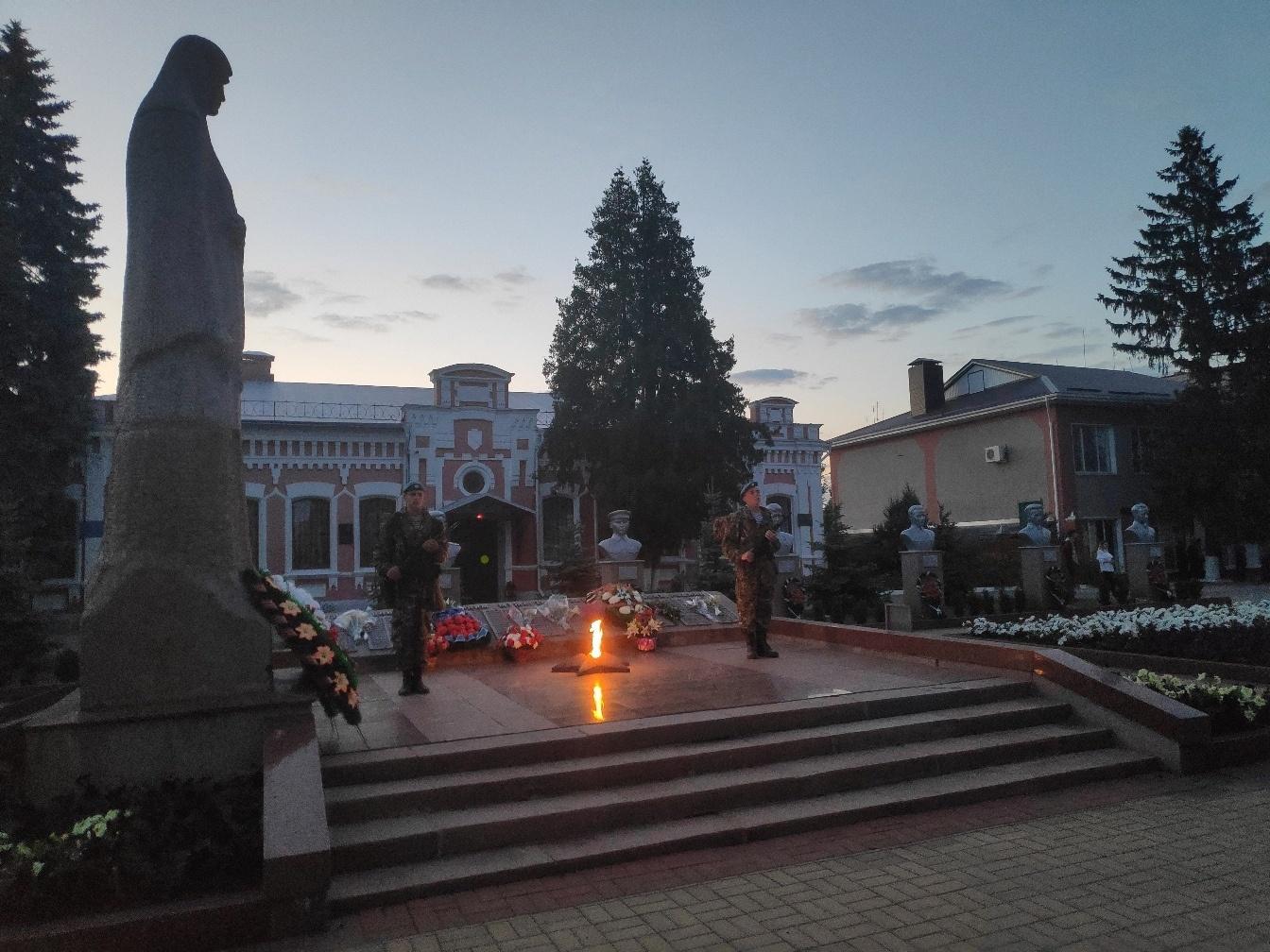 Траурный митинг «22 июня ровно в 4 часа…»