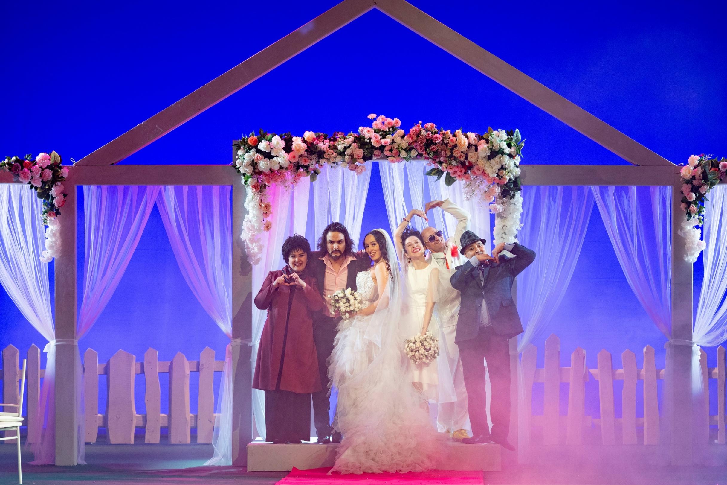 Спектакль «Женихи»