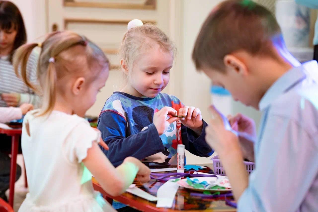 Мастер-класс «Праздничные крылья для именинницы»