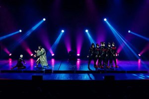 Шоу «Свет и тьма»