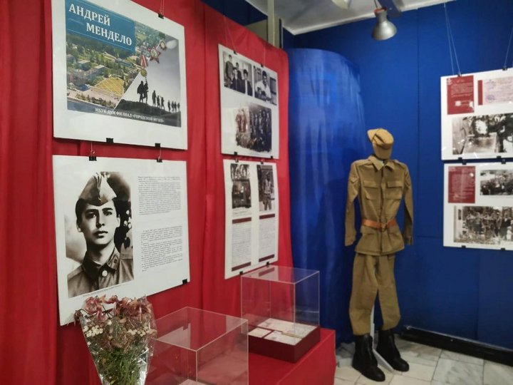 Выставка «Солдат войны не выбирает»
