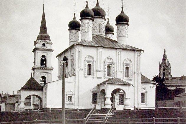 Лекция «Из истории храма Святого равноапостольного князя Владимира в Старых Садех»