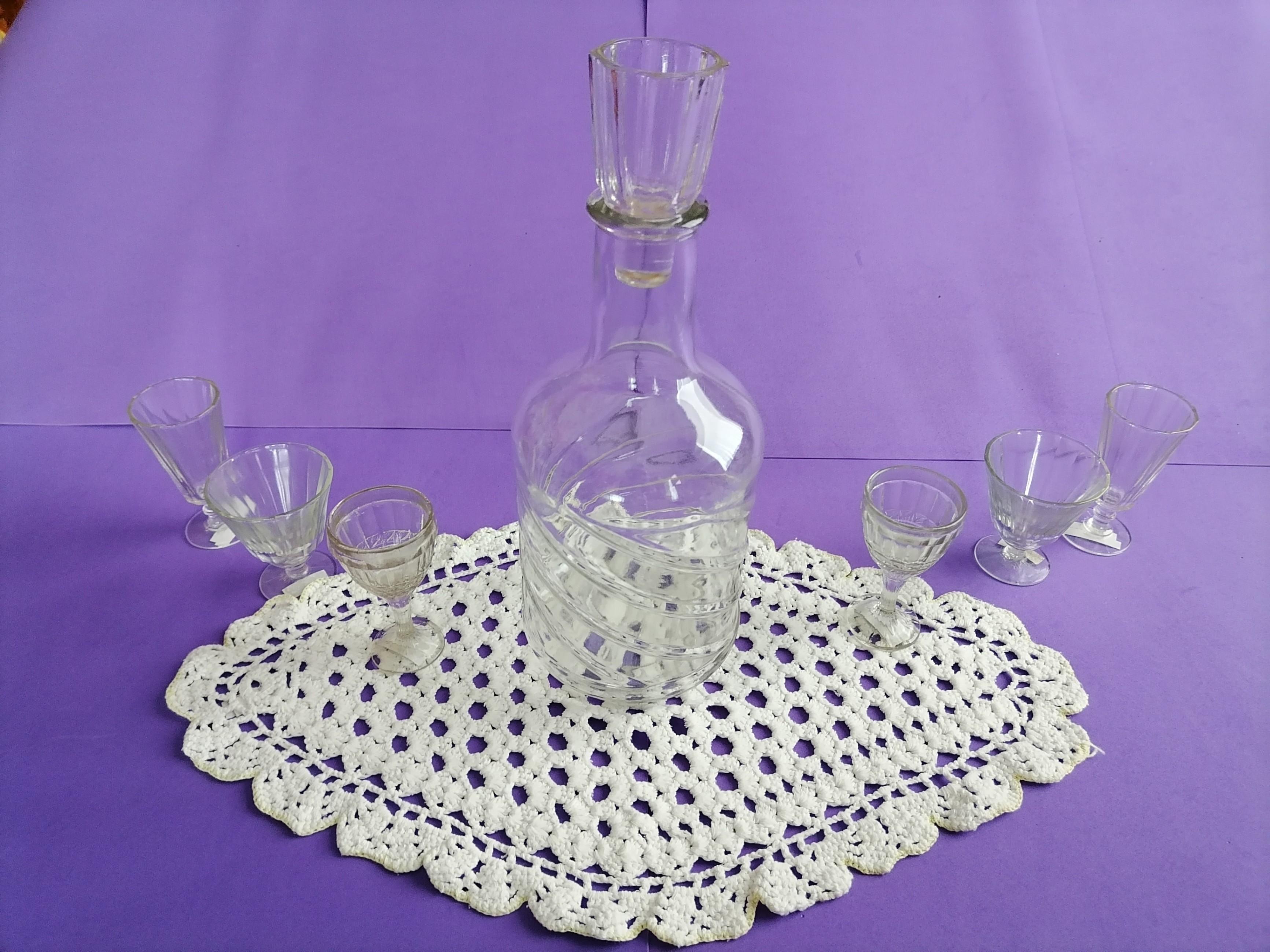 «Элегантность прошлого: изысканность винтажной посуды»