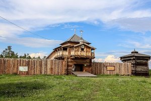 Экспозиции архитектурно-этнографического музея «Ангарская деревня»