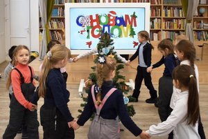 «Украшаем елку»