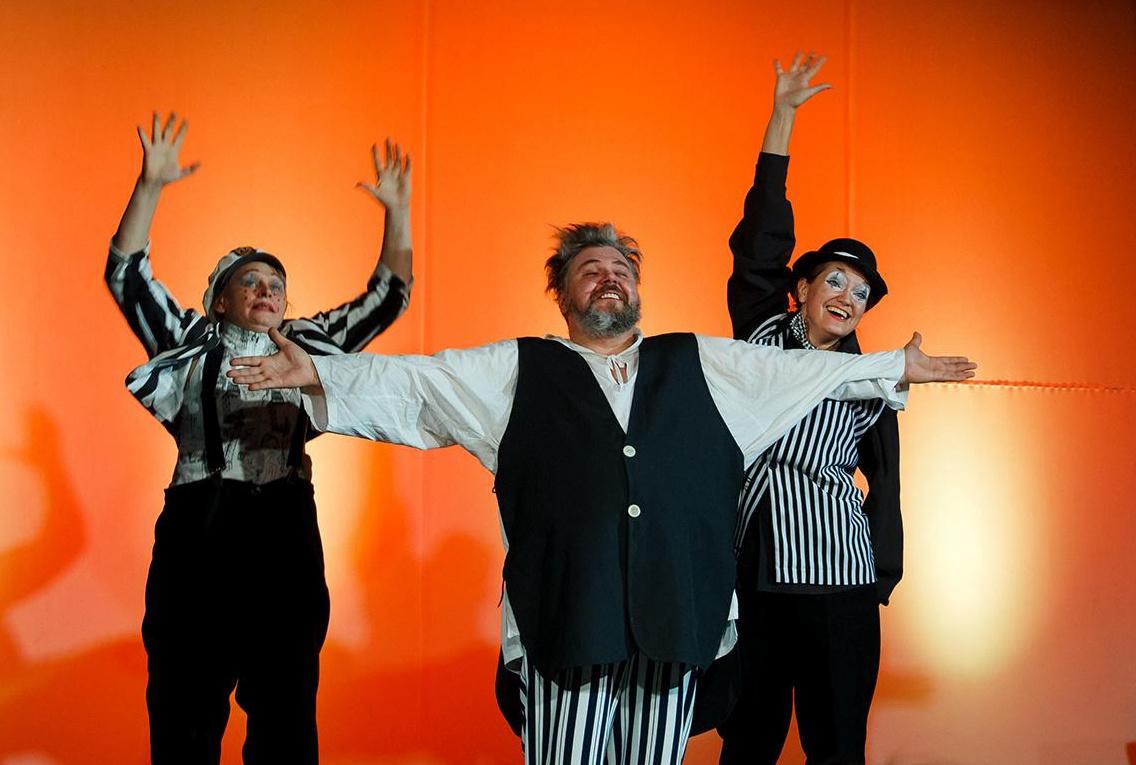 Спектакль «Серебряные дети»