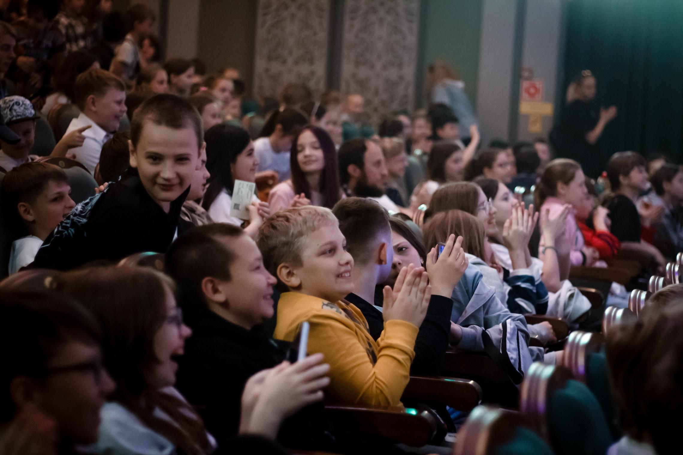 Экскурсия для детей по театральному закулисью