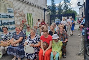 Программа «Чаепитие у Милославских»