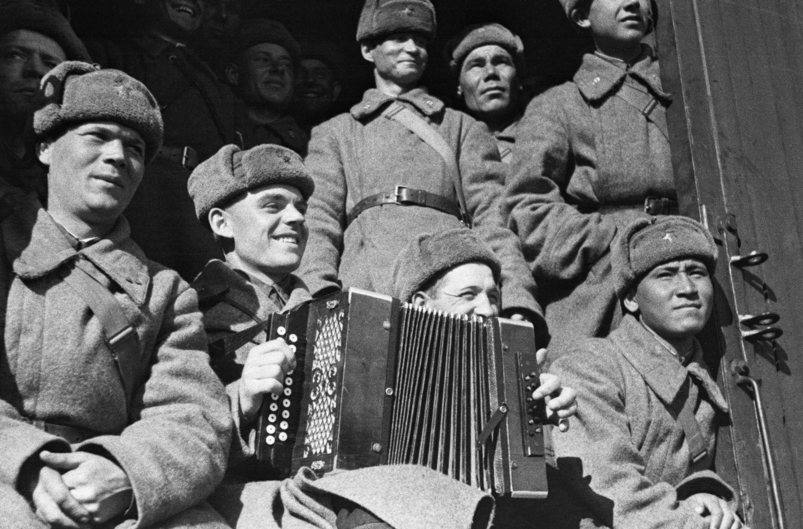 Встреча «Творческая летопись войны»