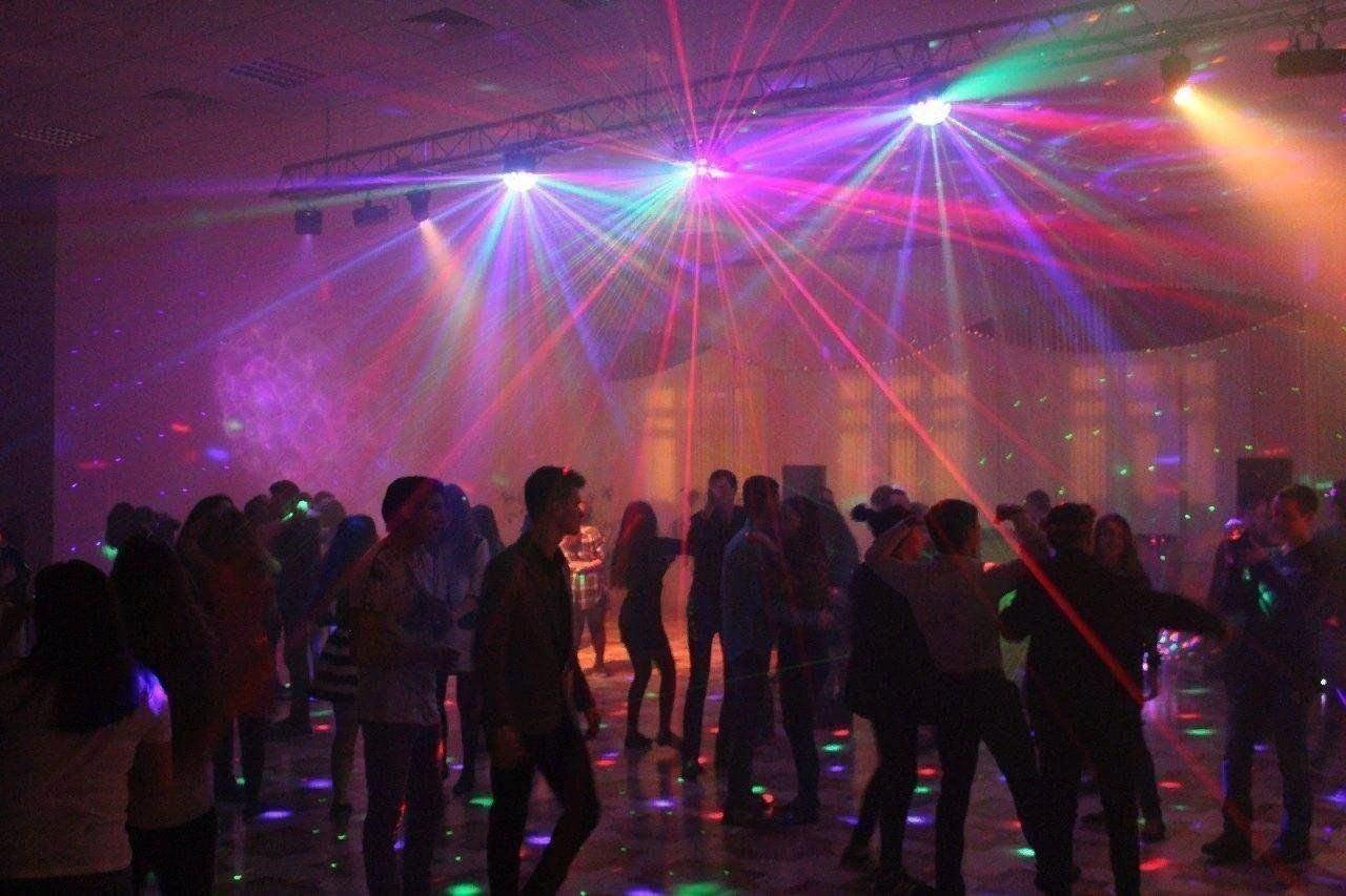 Диско программа для молодежи