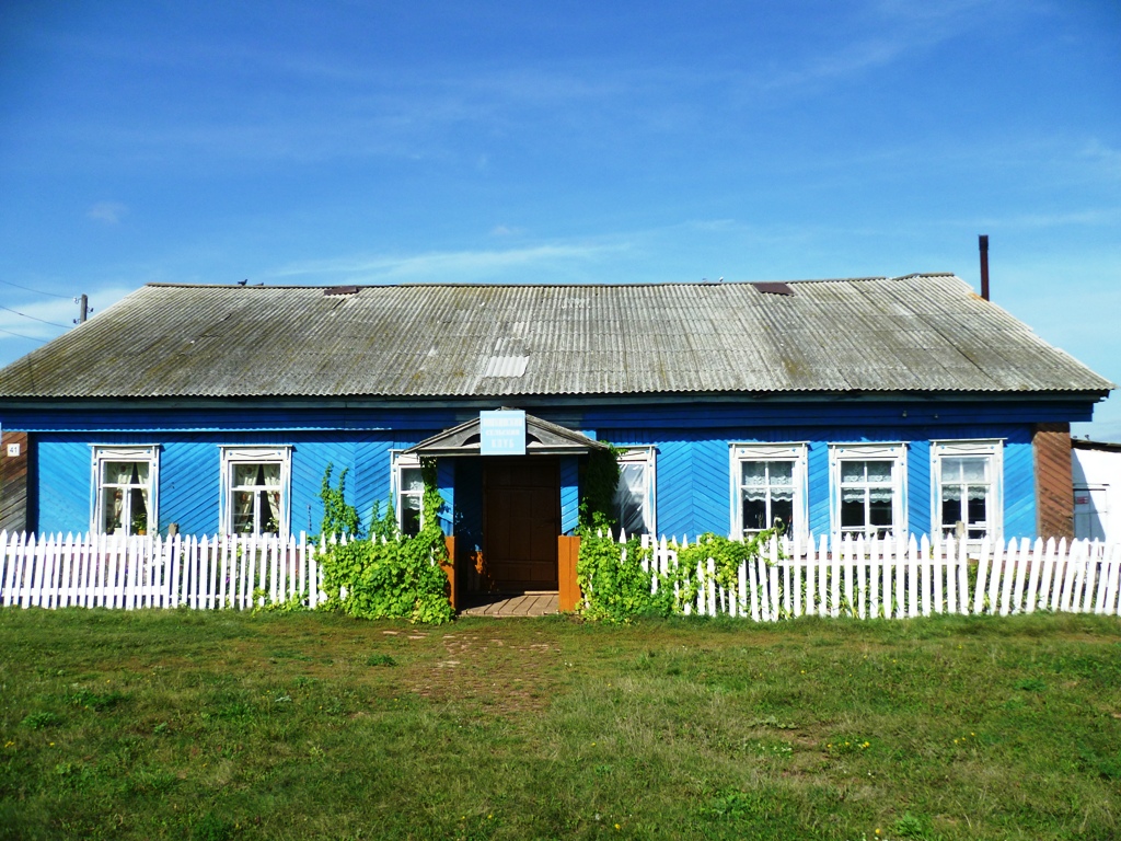 Алтаевский сельский клуб