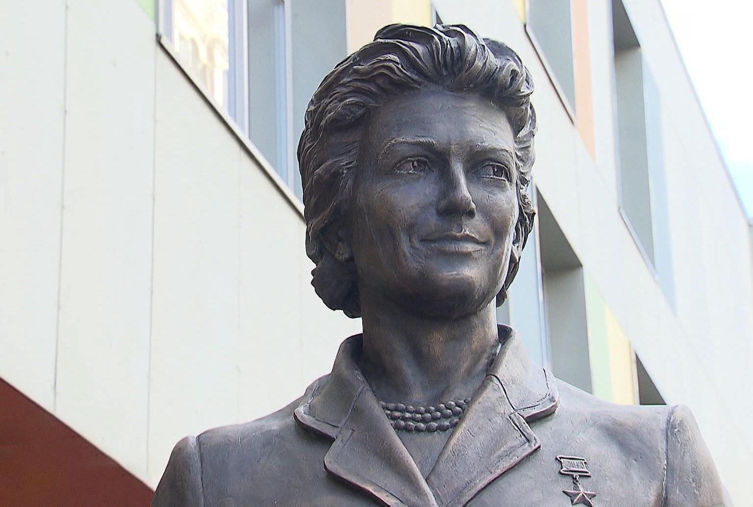 Программа «Женщины: подвиг во имя жизни»