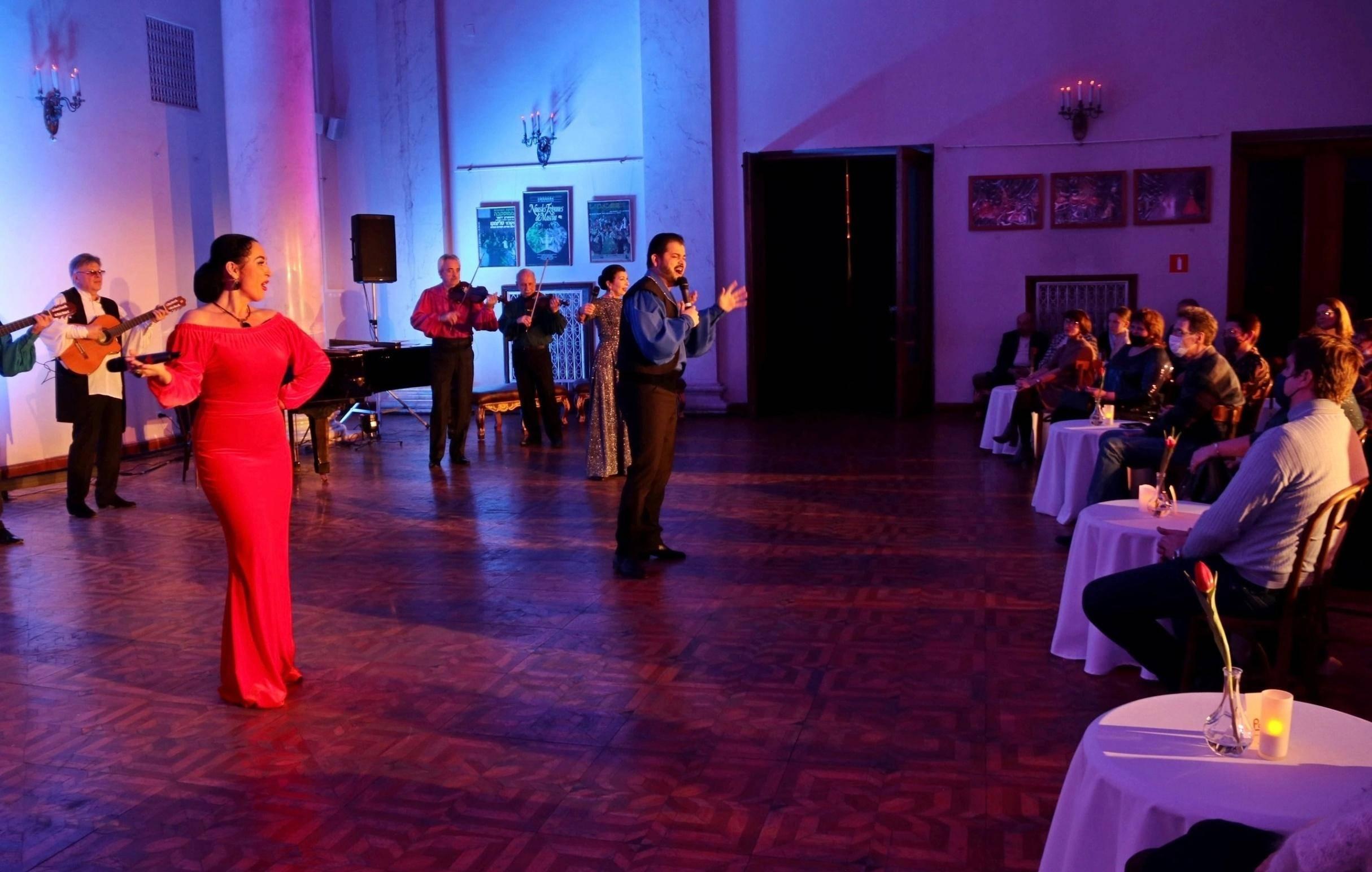 Спектакль «Цыганская ночь»