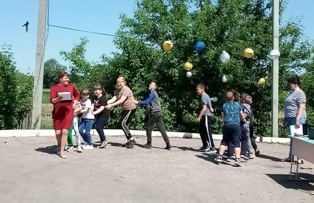 Игровая программа «Страна с названием Детство»