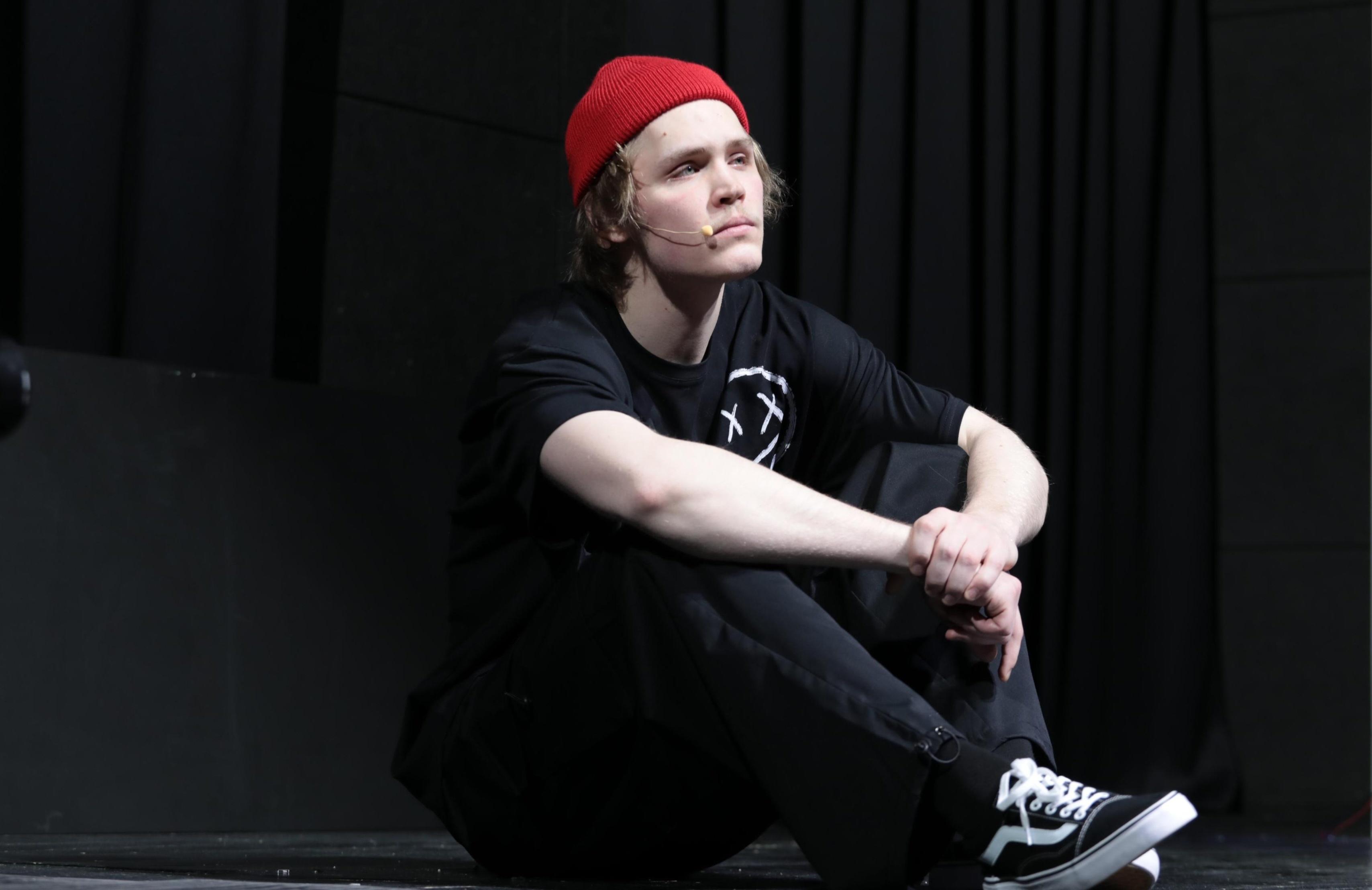 Спектакль «ОГЭ по литре, или как выжить перед экзаменами»