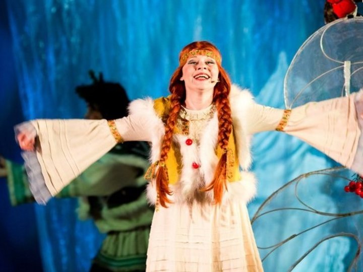 День рождения снегурочки севастополь тюз. Самохина тюз саратов. День рождения снегурочки театра. Снегурочка тюз. Новогодние приключения снегурочки.