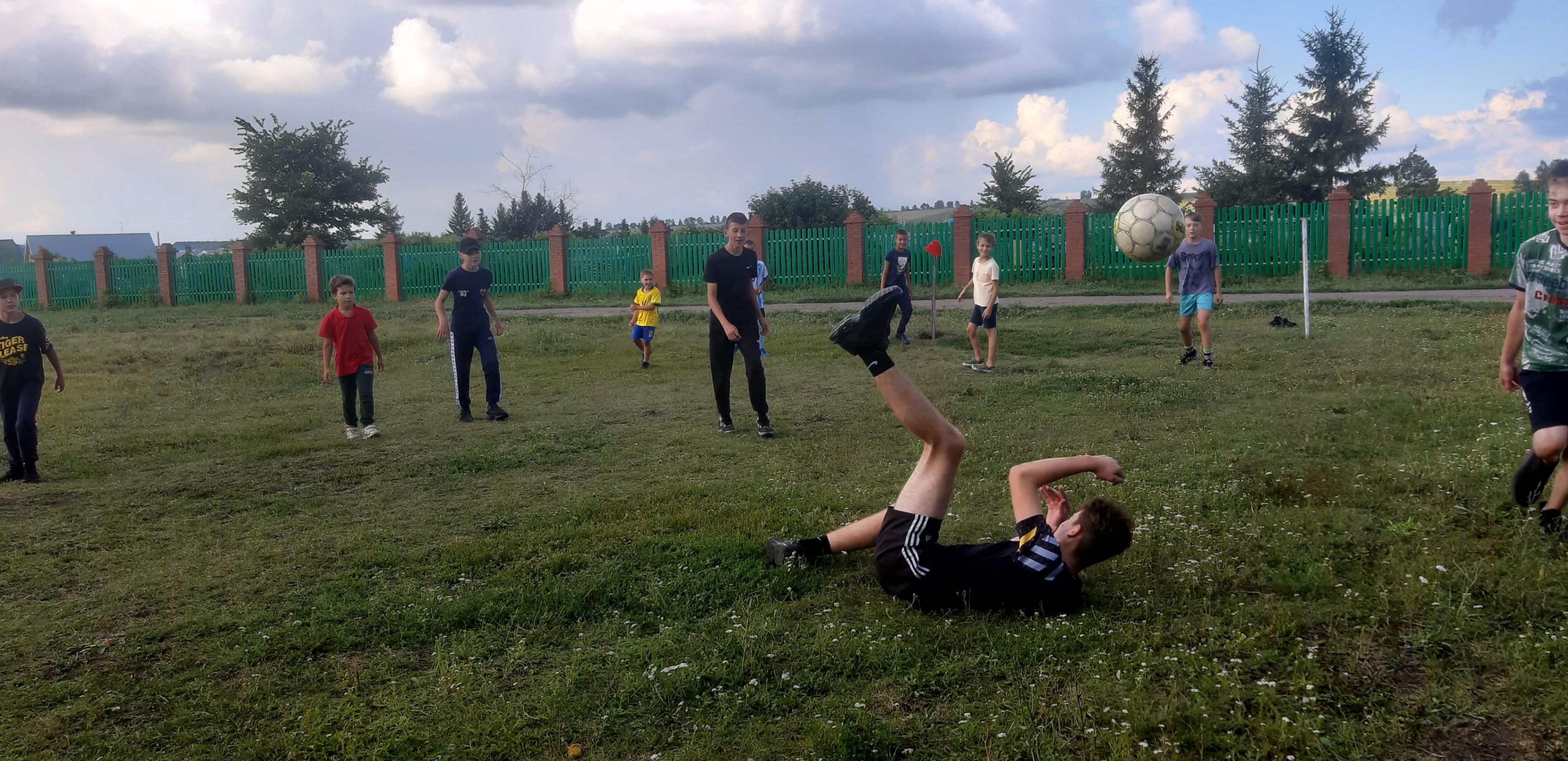 Все на футбол