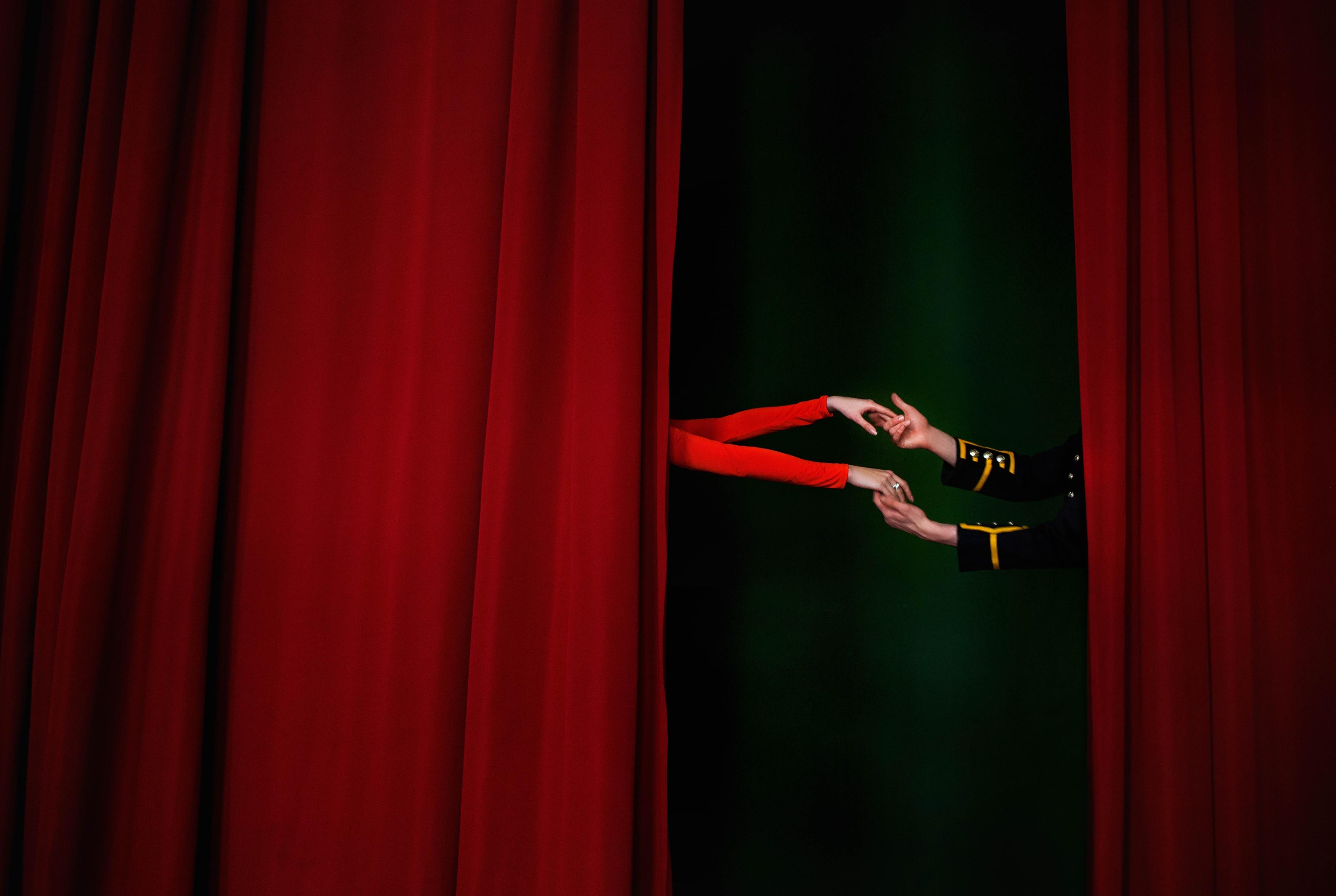 Беседа «По обе стороны кулис»