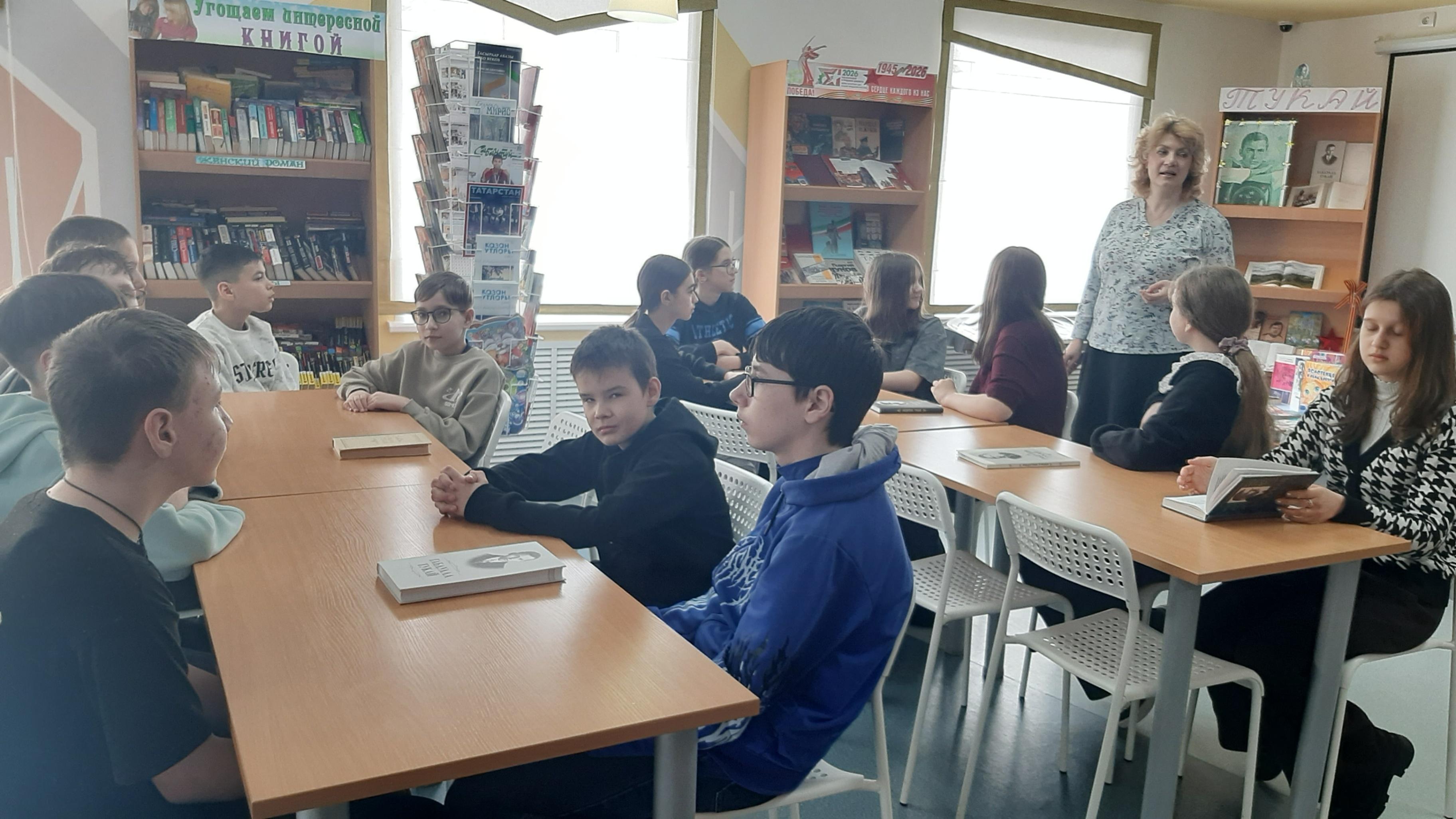 Литературный час 《В гостях у сказок Тукая》