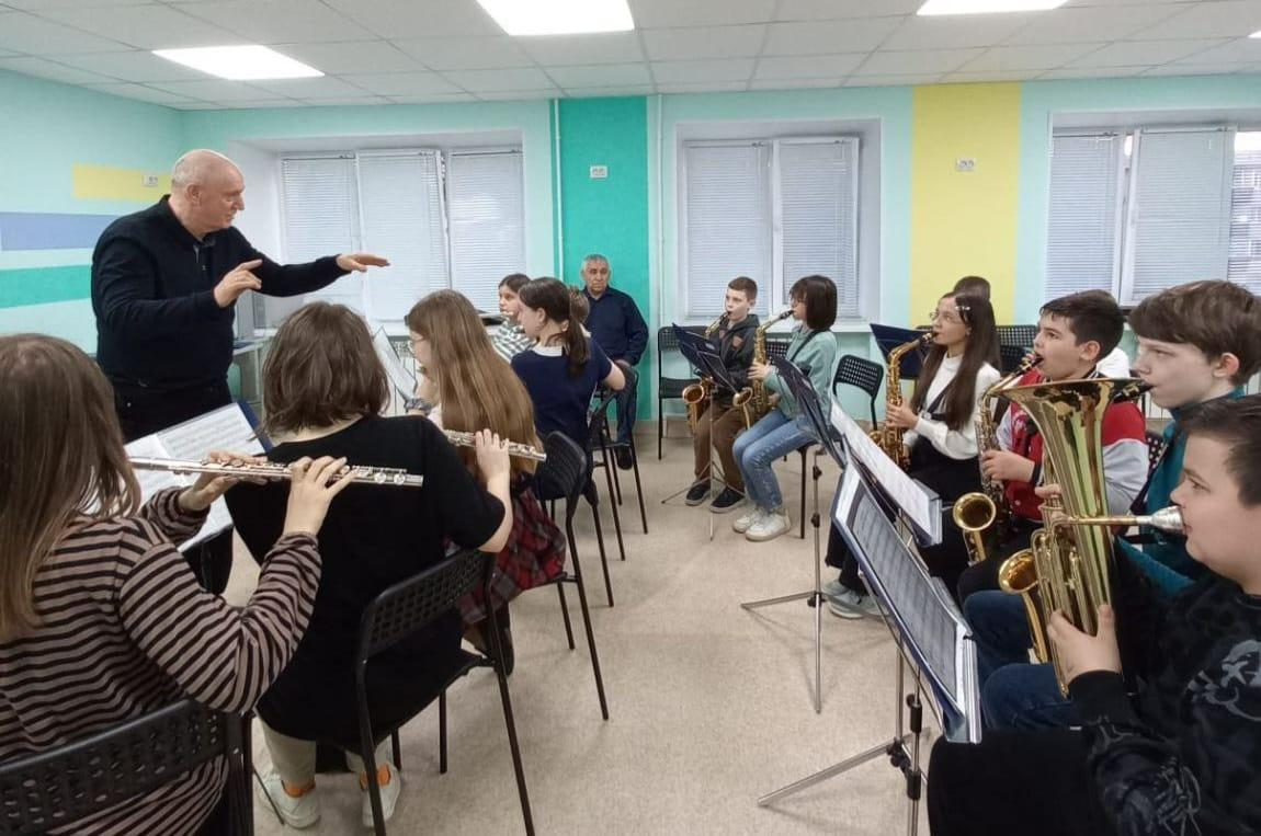 Мастер-класс «Работа с духовым оркестром»