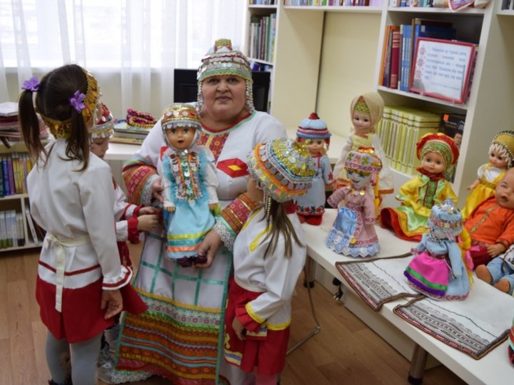 Выставка «Кукла в чувашском национальном колорите»