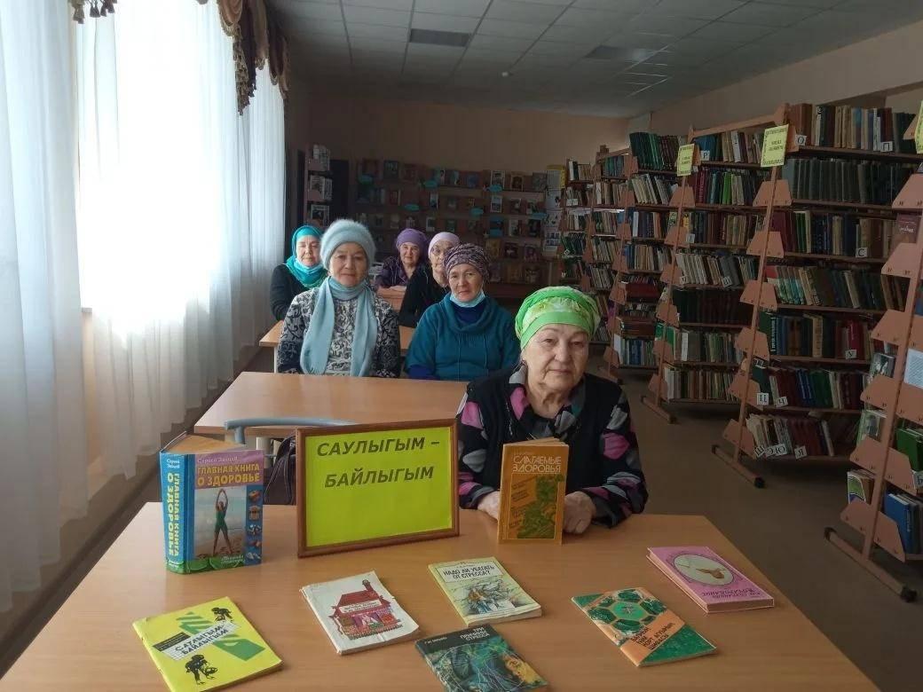 Литературная скамейка «Секреты вашего здоровья»