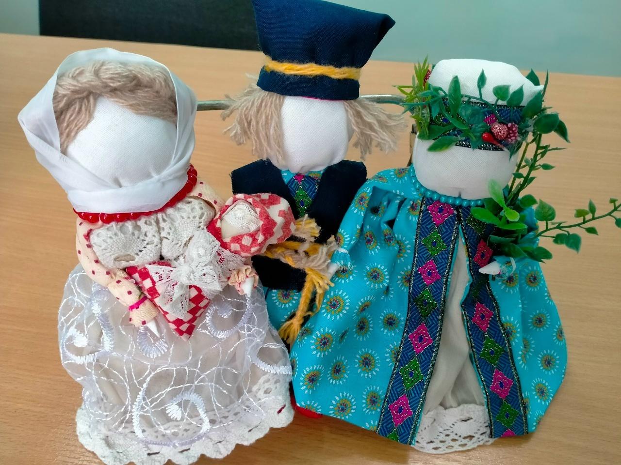 Мастер-класс «Изготовление кукол»