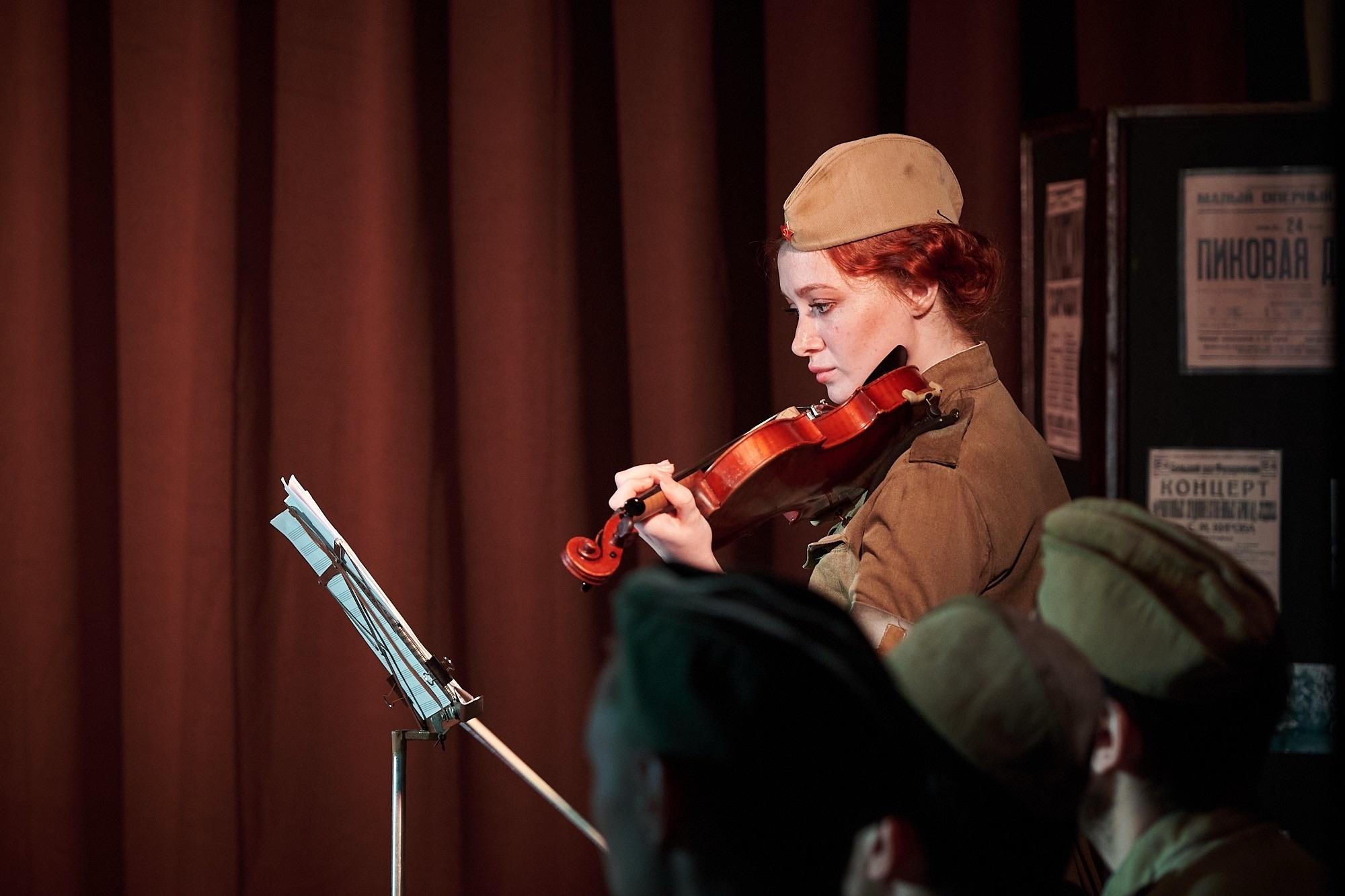 Театрализованный концерт «Культурная бригада «Фронтовик»