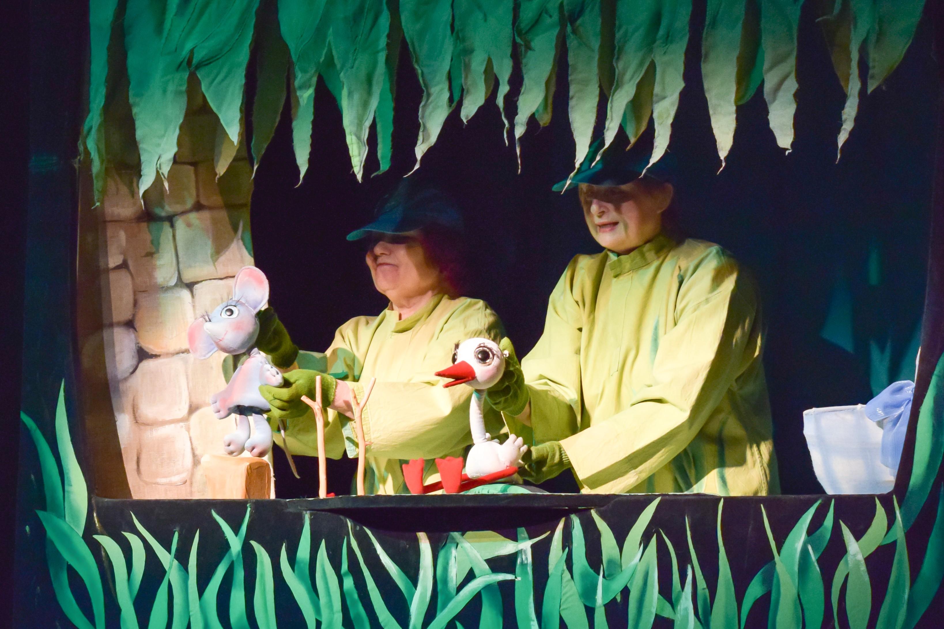 Новогоднее представление «Аистенок»