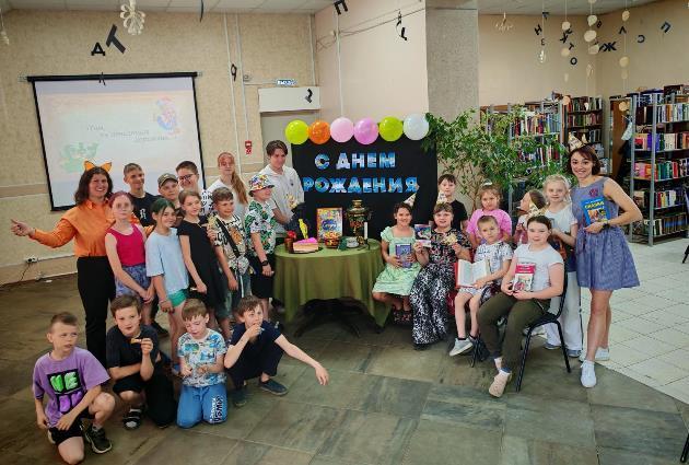 Книжная мозаика «В волшебной Пушкинской стране»