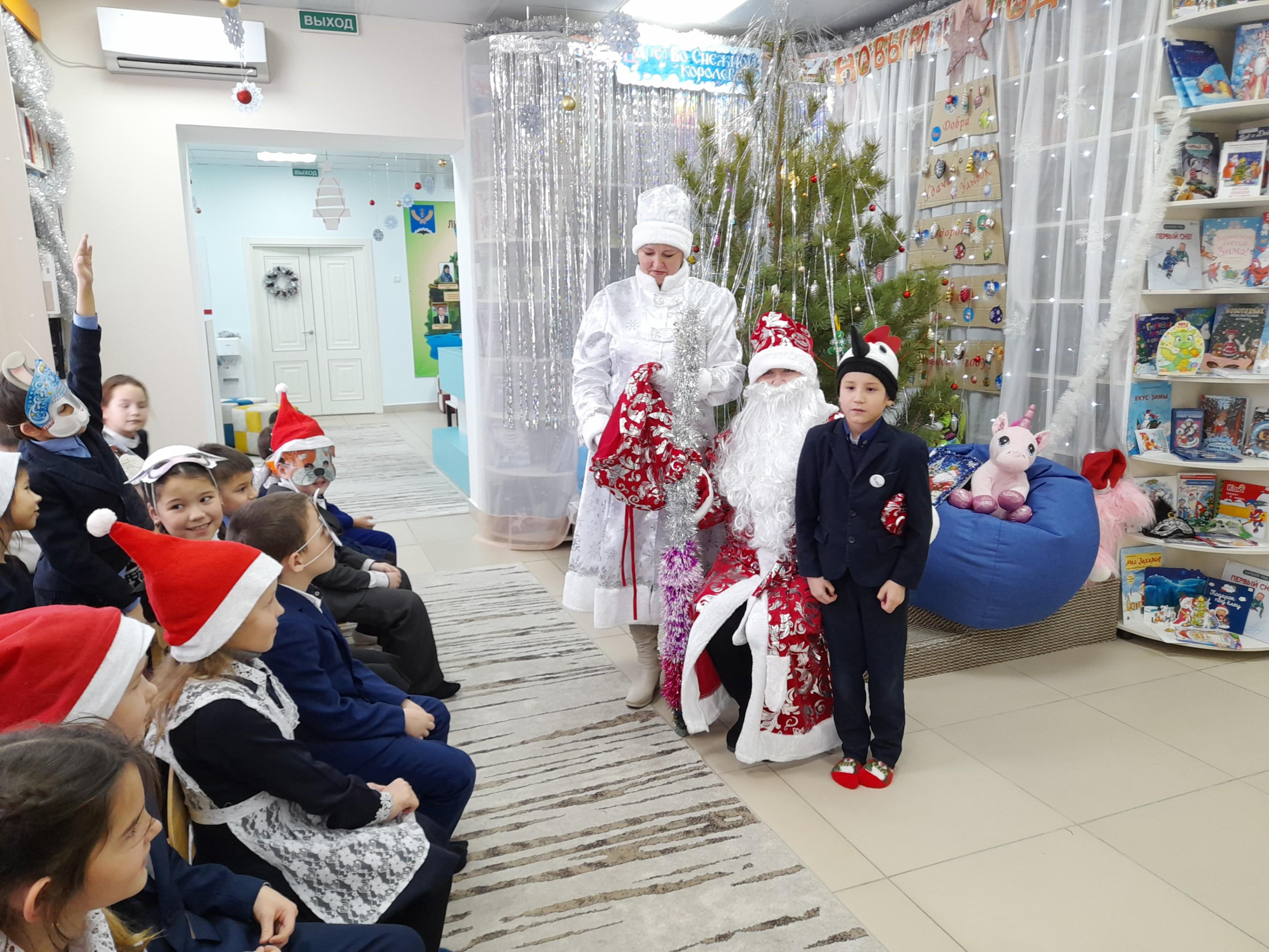 Утренник «Праздничный переполох, или скоро Новый год!»