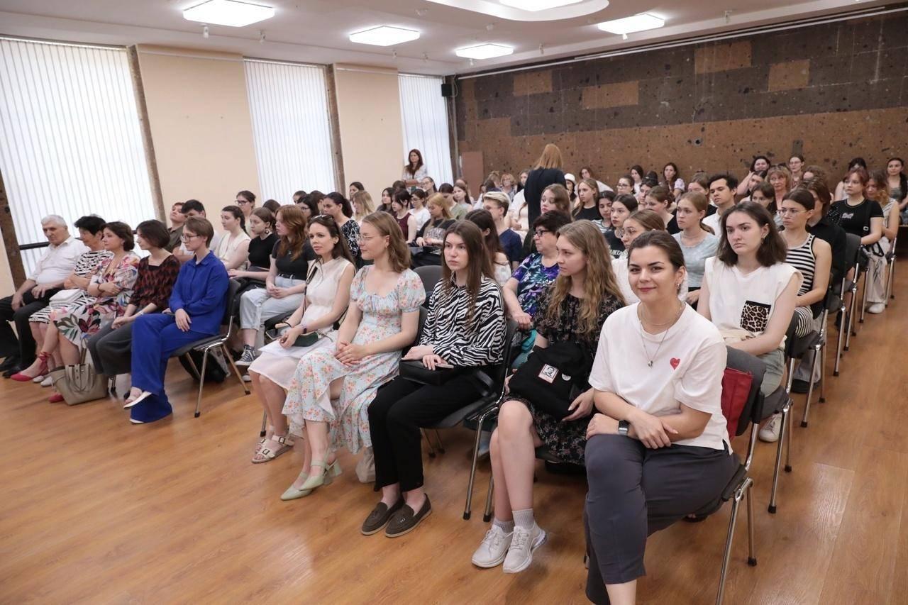 Лекция «Стыд, что это и откуда?»