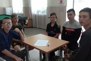 «Конституция и Я» – тематический час для участников клубных формирований