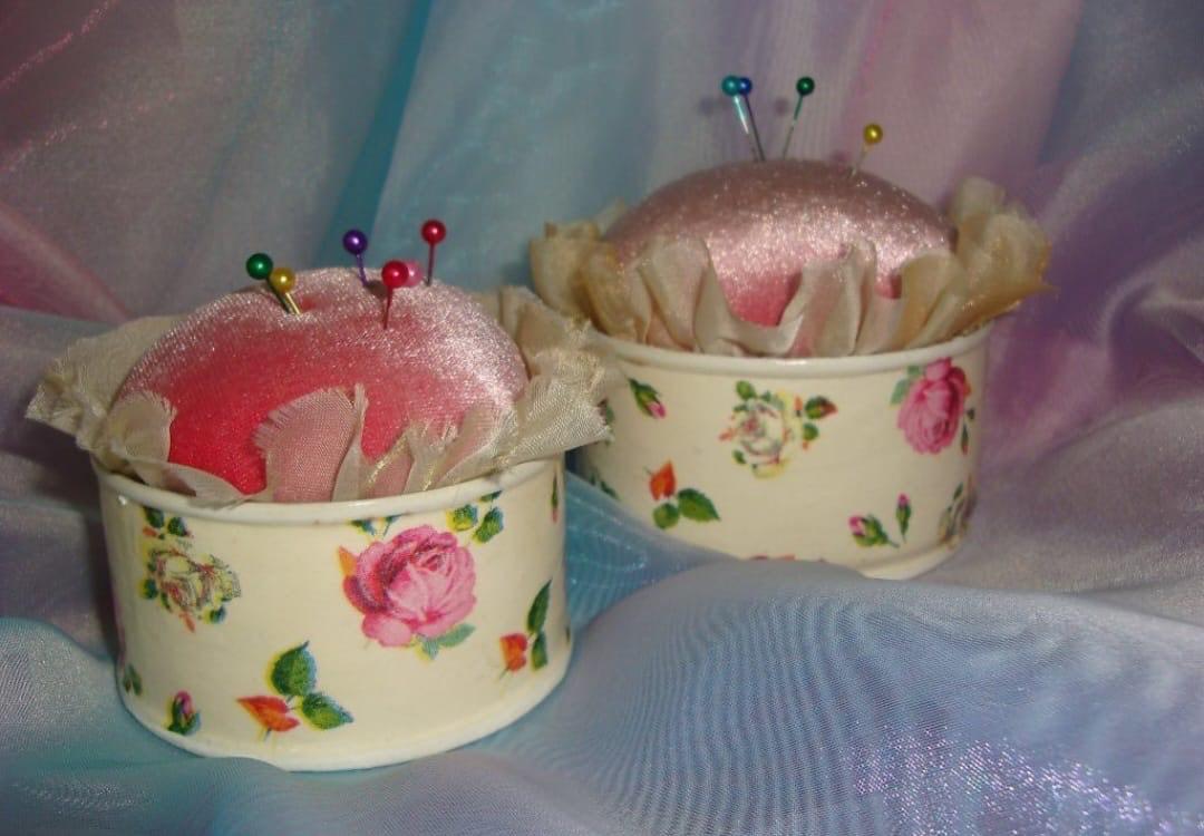 Мастер-класс по изготовлению игольницы в технике декупаж