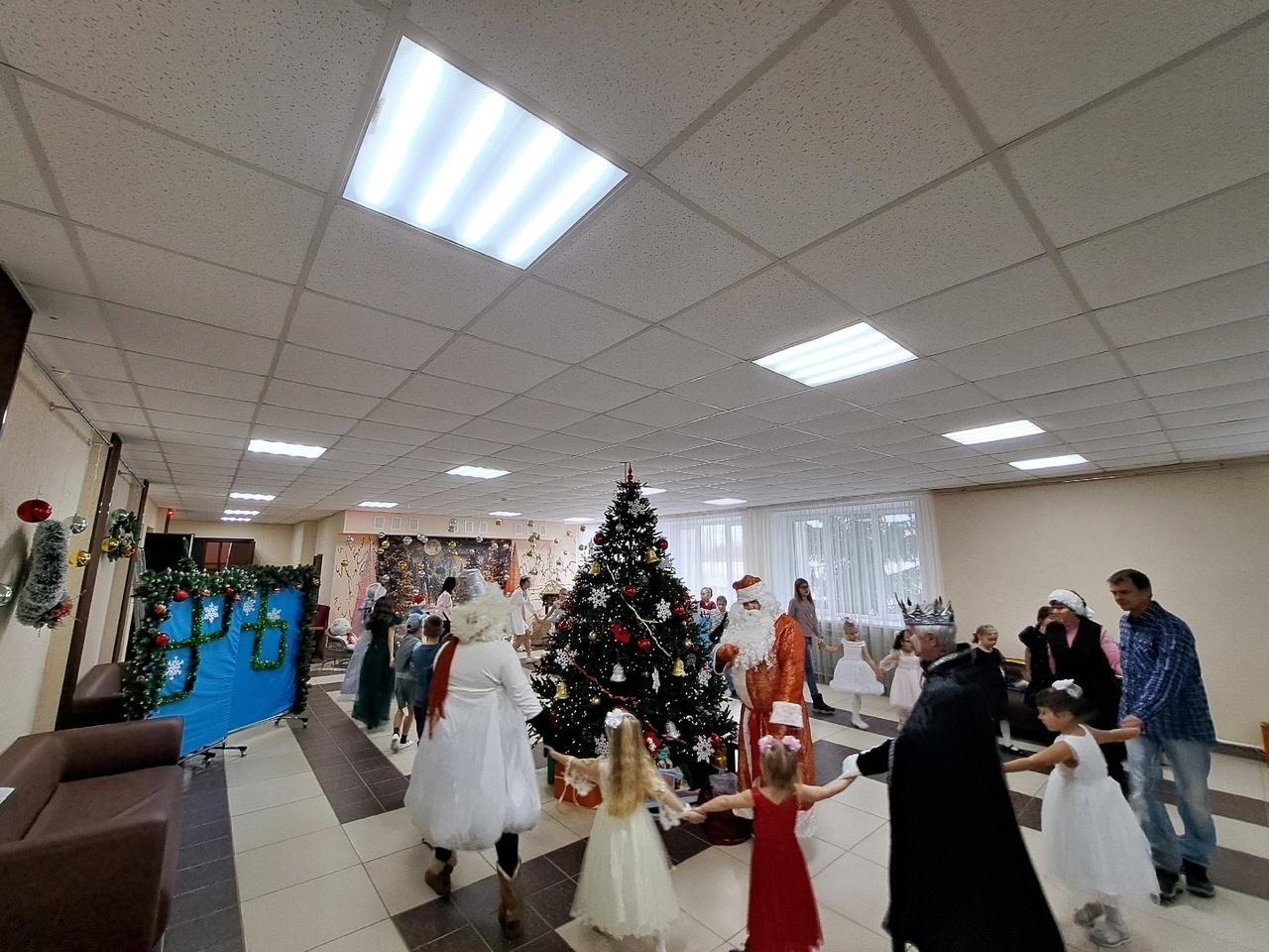 Программа «Новогодний хоровод»