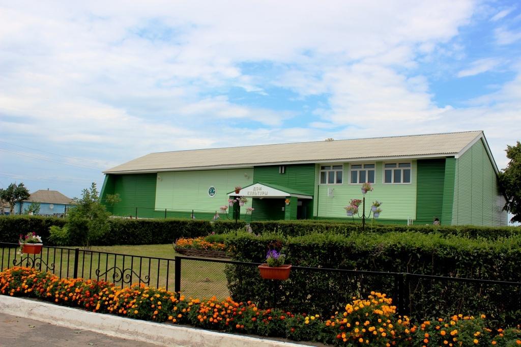 Троицкая сельская библиотека