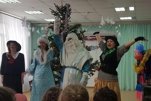 Новогоднее представление «Новый год в гостях у сказки»