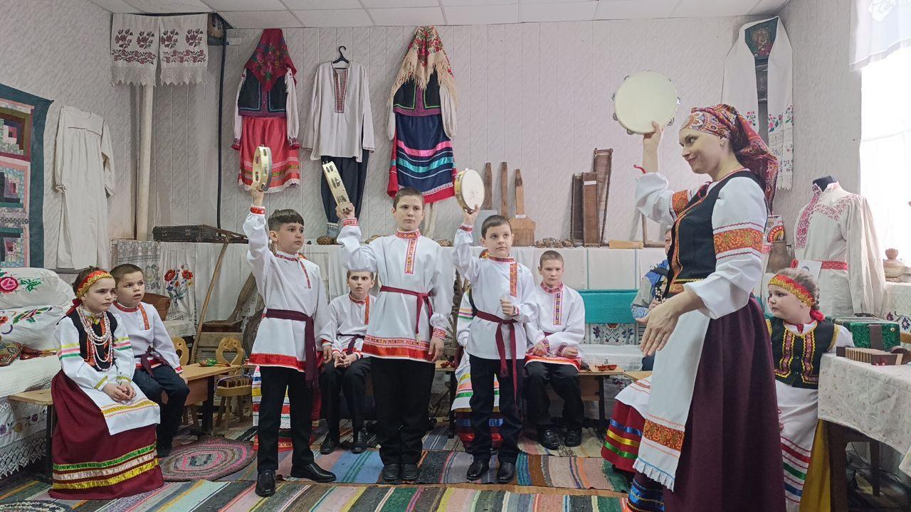Фольклорный час «Сокровищница народной культуры»