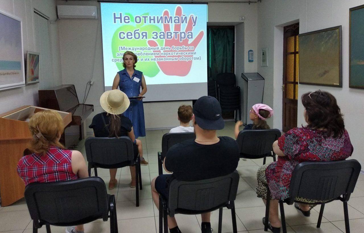 Познавательный час «Жить здорово» в музее дважды Героя Советского Союза Амет-Хана Султана