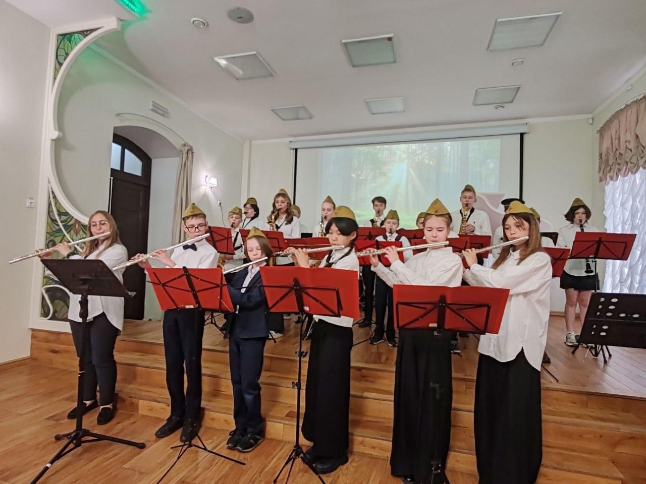 Концерт школы «Лира»